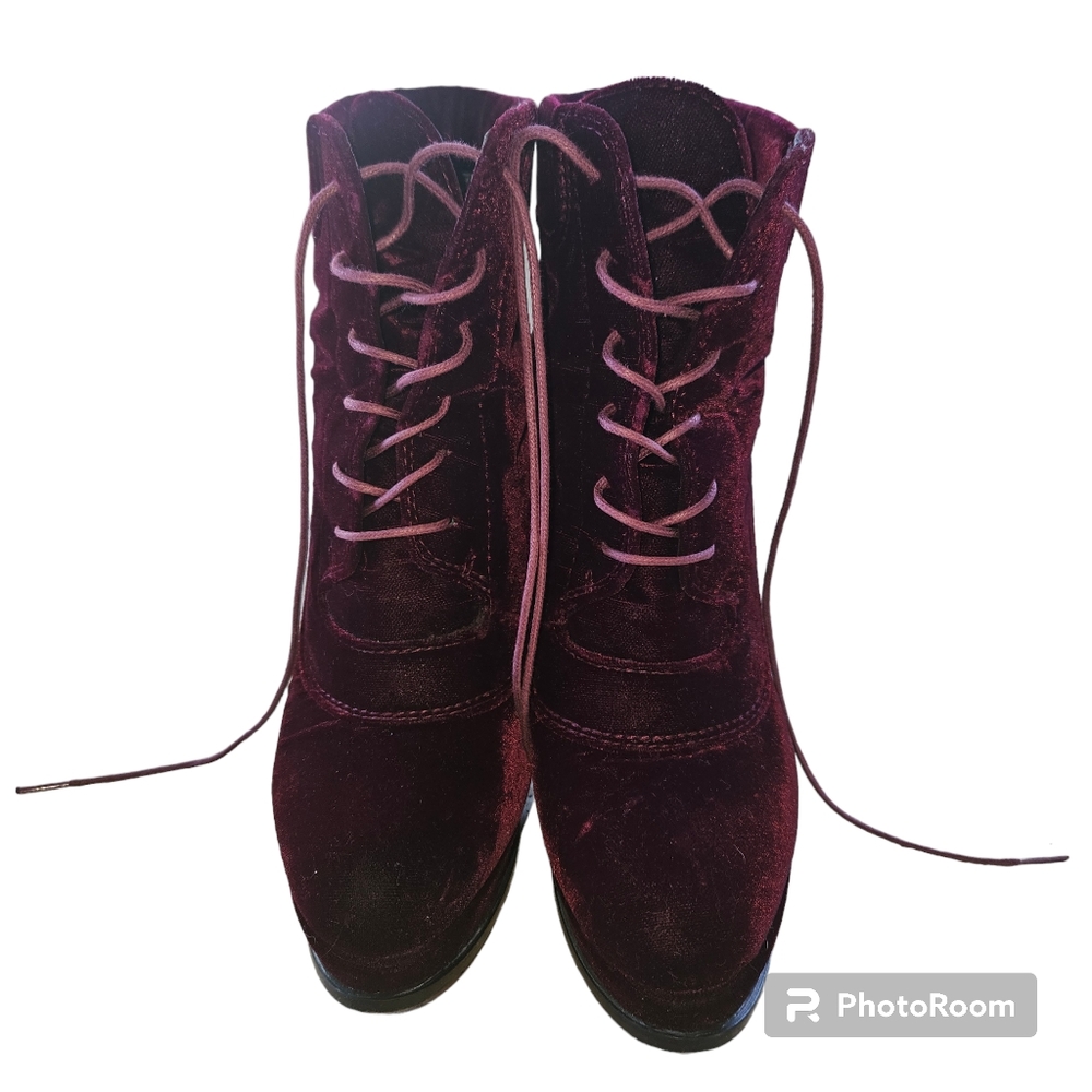 Stuart Weitzman Climbing Block Heel Cabernet Velv… - image 3